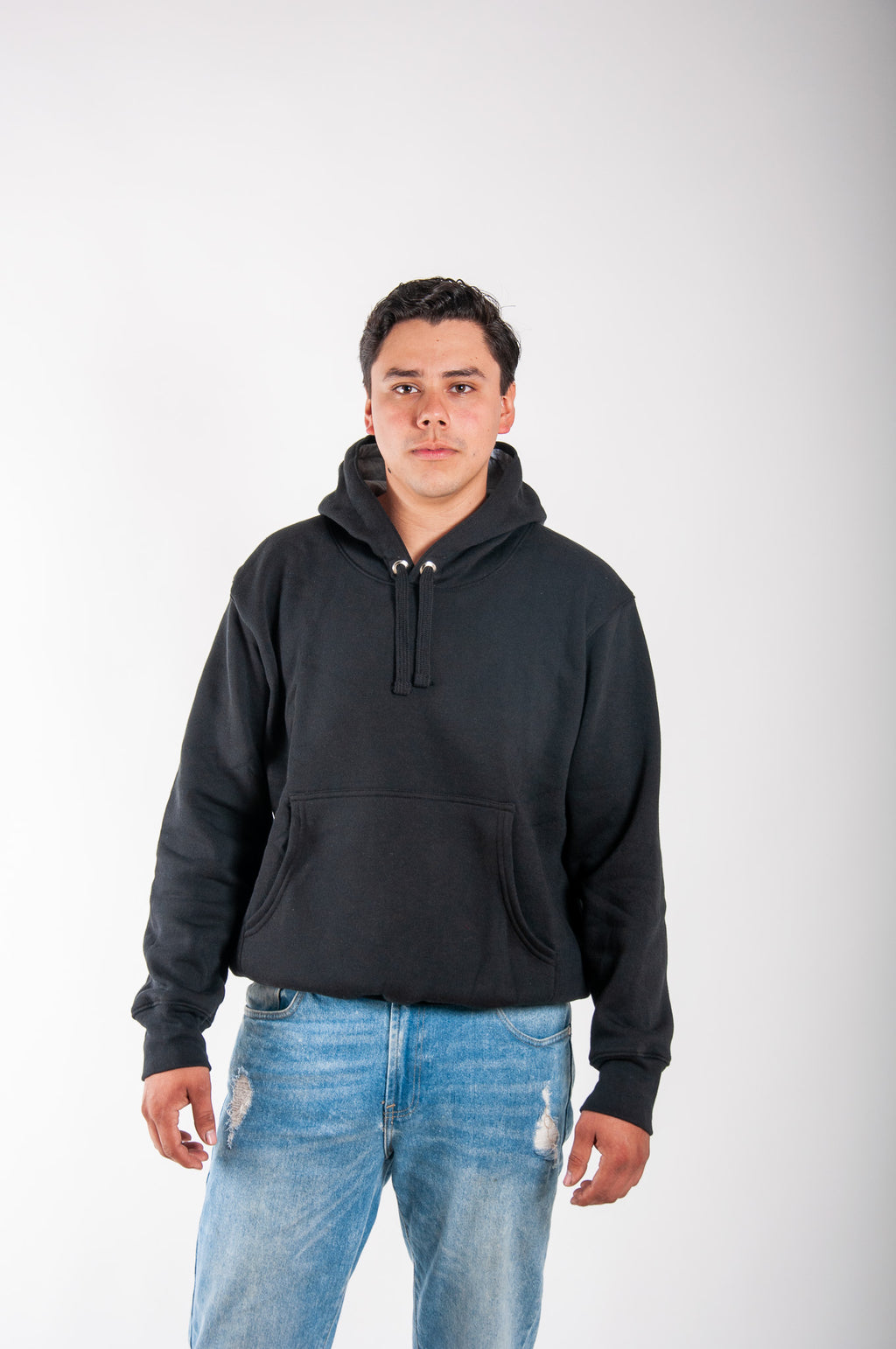 AT SUDADERA CON CAPUCHA CERRADA NEGRO CH
